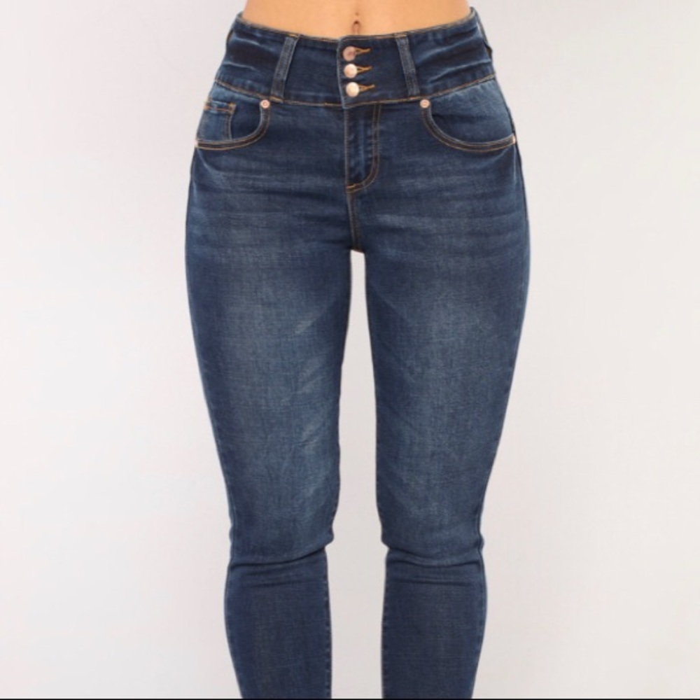 Dark Denim Jeans 👖| Never worn | Size 5 | Juniors